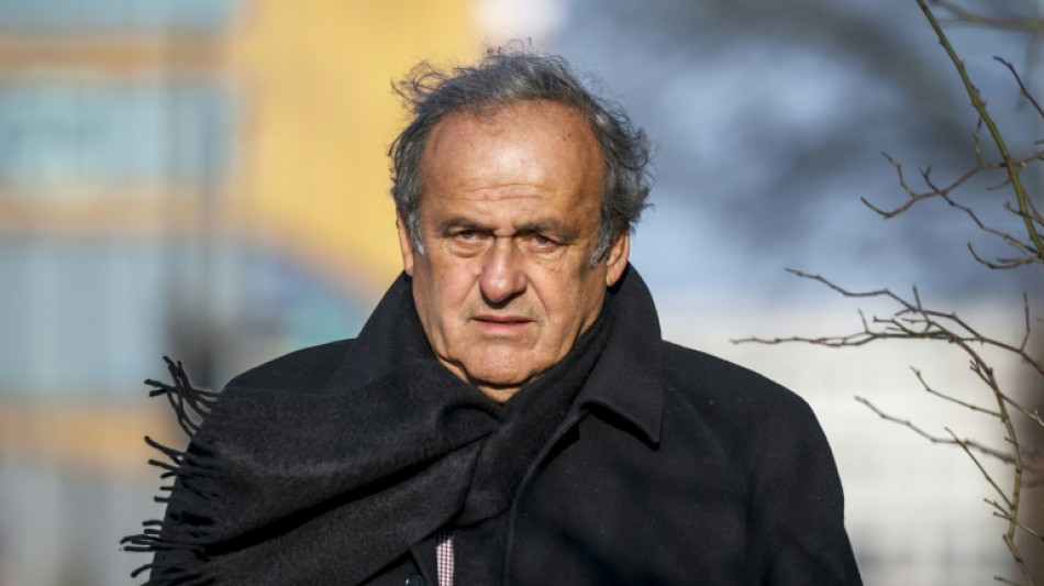 Schweizer Gericht verkündet Urteil in Betrugsprozess gegen Blatter und Platini