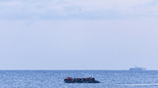 Travers&eacute;es irr&eacute;guli&egrave;res de la Manche: nouvel accord franco-britannique conclu