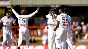Mehidy claims Smith to keep Bangladesh on top in Australia Test