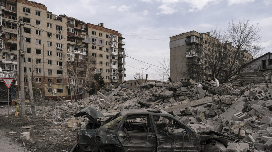 Zelensky, 6 morti per raid russi, anche due bimbi