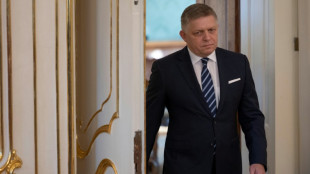 Nacionalista assume como chefe de governo na Eslováquia com aliados pró-russos