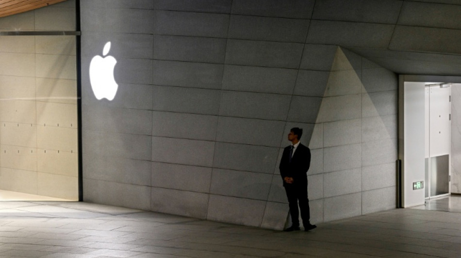 China retira dos aplicaciones de citas gays