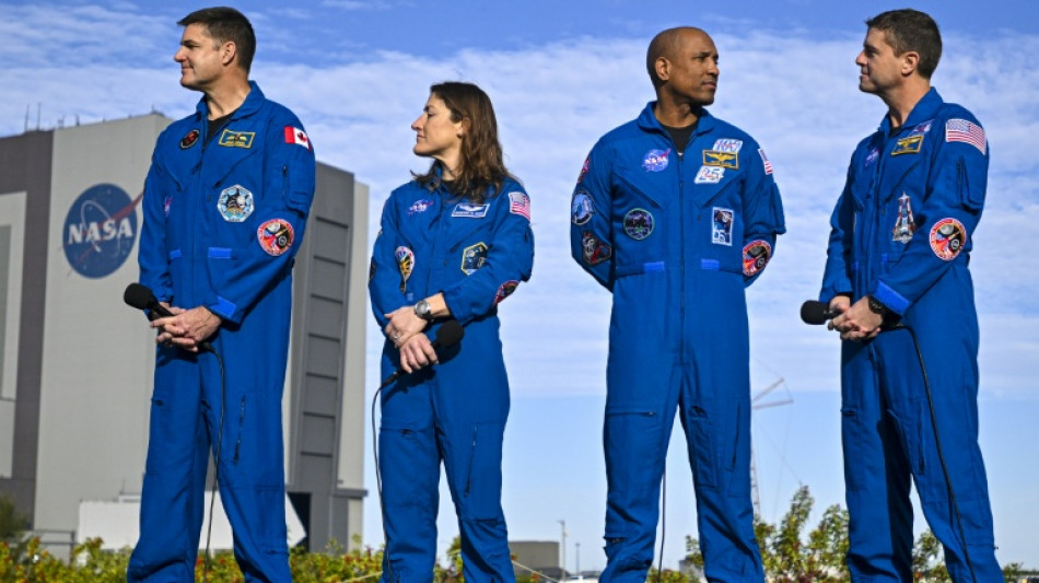 Los astronautas que sobrevolar&aacute;n la Luna en Artemis II
