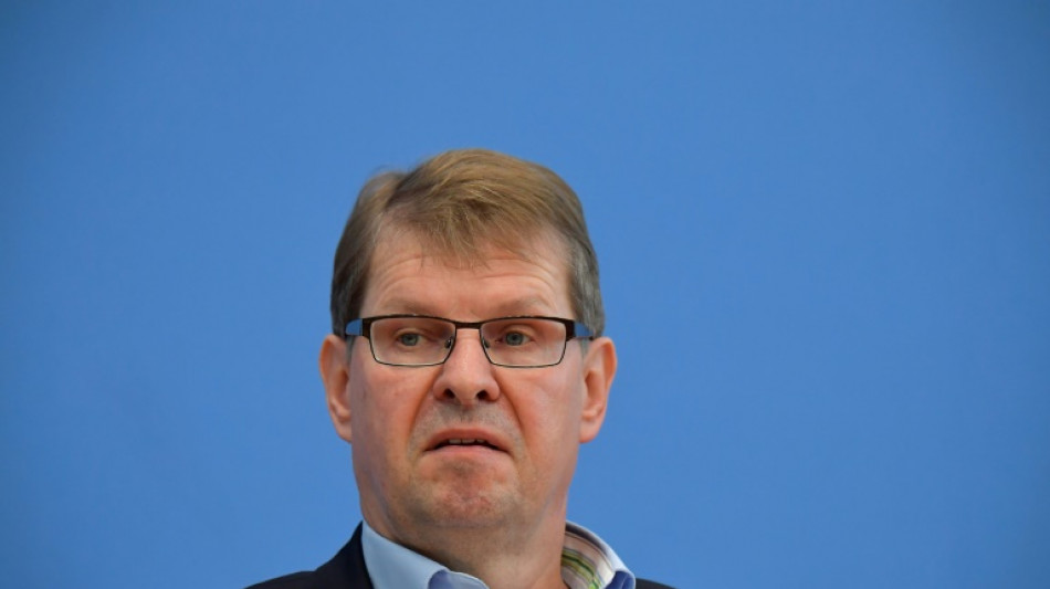 Ex-SPD-Fraktionschef verteidigt Russland-Kontakte f&uuml;hrender Sozialdemokraten