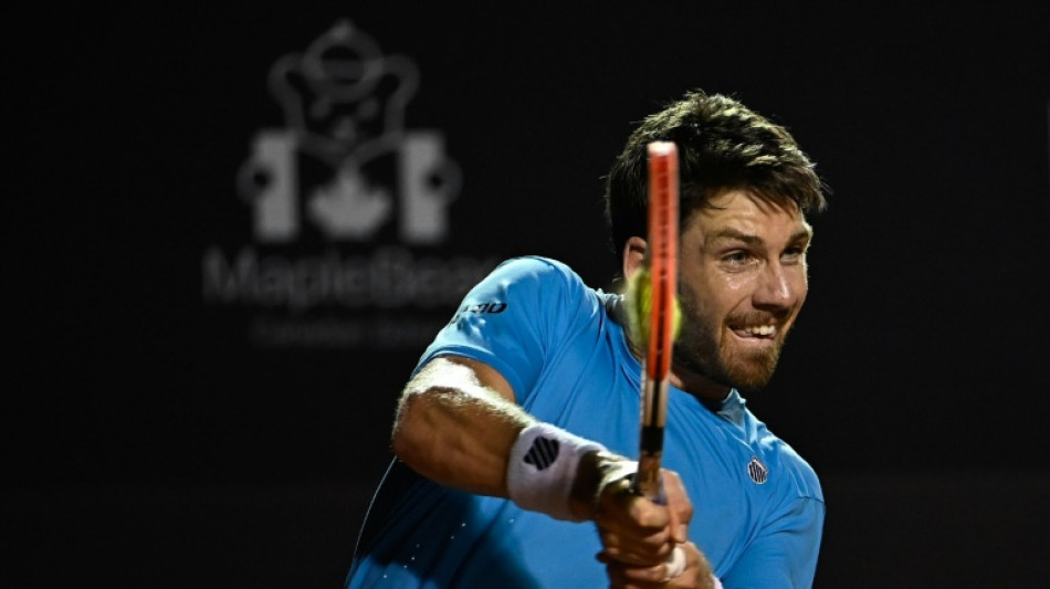 Norrie downs ailing Alcaraz to win Rio crown
