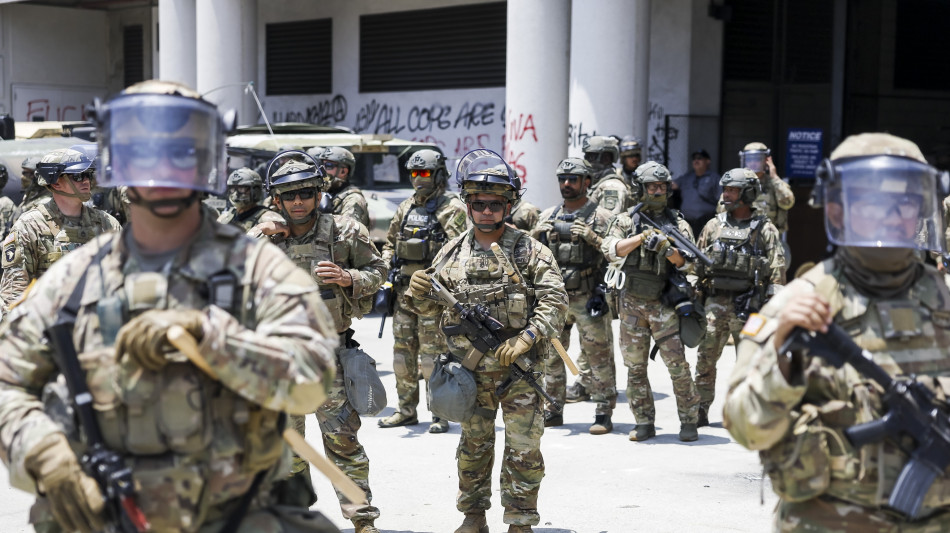 Trump, guardia nazionale per ristabilire legge e ordine