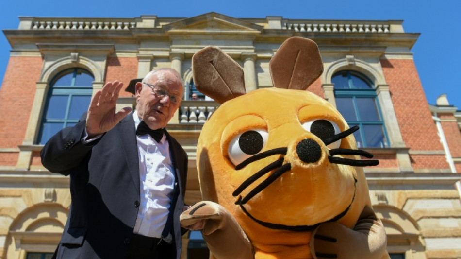 Nach Brandanschlag vor WDR in Köln: Maus-Figur "gut erholt" zurückgekehrt