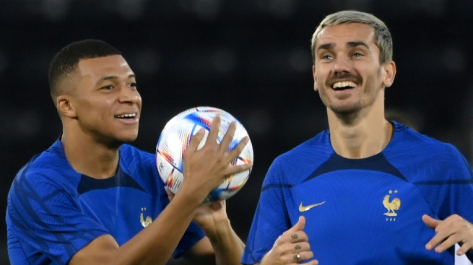 Mondial: pour les Bleus, un &eacute;lan &agrave; conserver et un tableau &agrave; &eacute;claircir