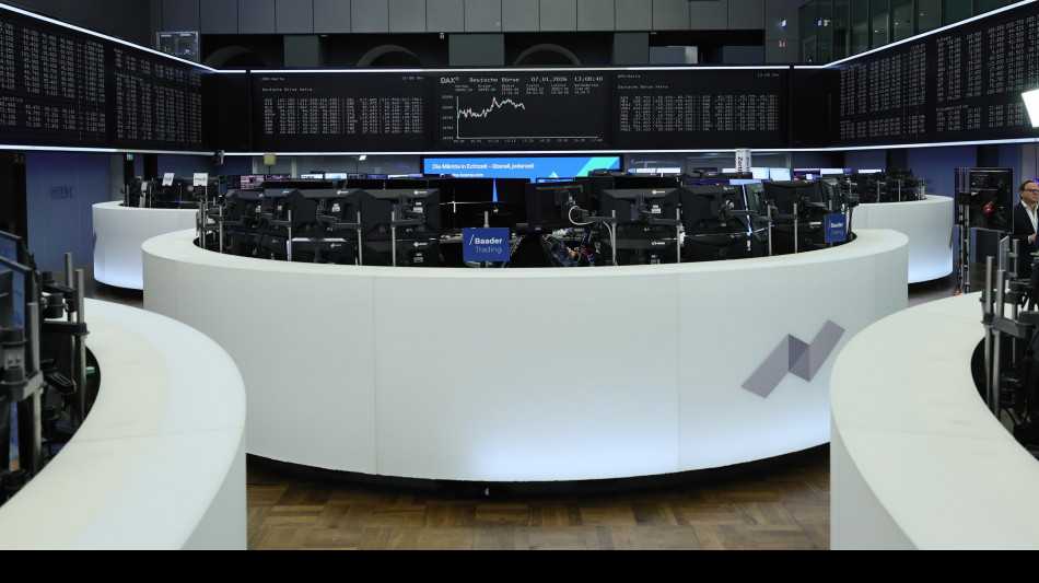 Borsa: difesa in calo con i venti di pace, Fincantieri -8%