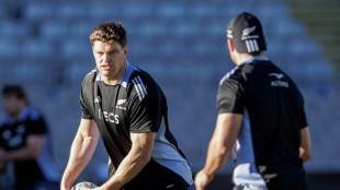 Rugby: op&eacute;ration et absence des terrains pour le capitaine des Blacks Scott Barrett