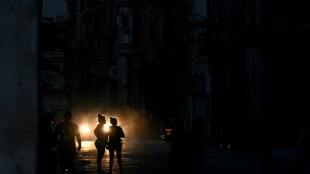 Cuba restablece el servicio eléctrico tras apagón total 
