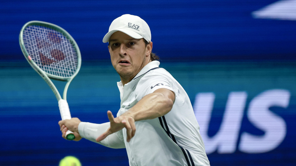 Gran debutto per Darderi a Tokyo, Ruud battuto in 2 set