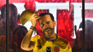 Un ultraderechista pone en aprietos a la izquierda para el balotaje en Colombia