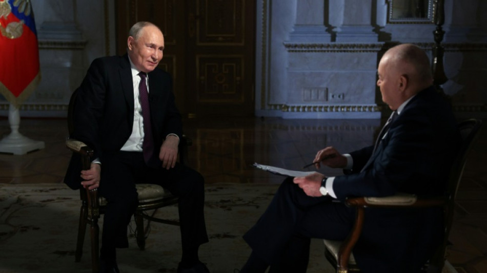 Putin afirma que arsenal nuclear da R&uacute;ssia &eacute; mais moderno que o do EUA