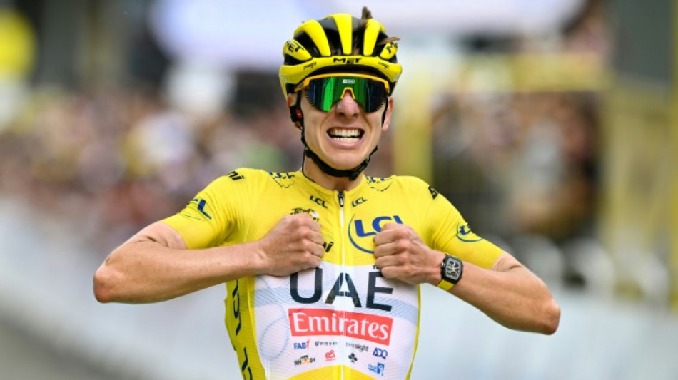 Tour de France: Pogacar creuse l'&eacute;cart en l'emportant au Pla d'Adet