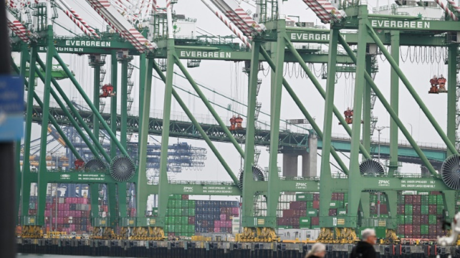 Maior porto dos EUA sabotado pela guerra comercial de Trump
