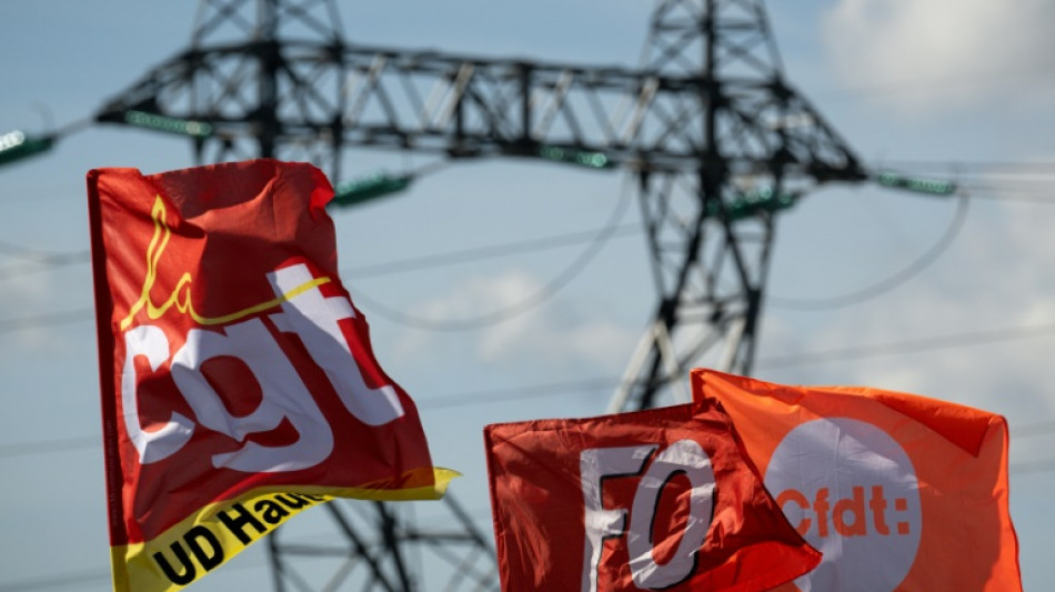 Retraites: l'intersyndicale "pr&ecirc;te" &agrave; discuter avec le gouvernement mais redit "non" au d&eacute;part &agrave; 64 ans
