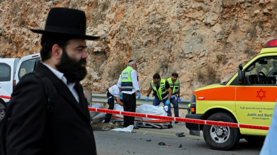 Trois civils isra&eacute;liens tu&eacute;s en Cisjordanie, l'assaillant palestinien abattu