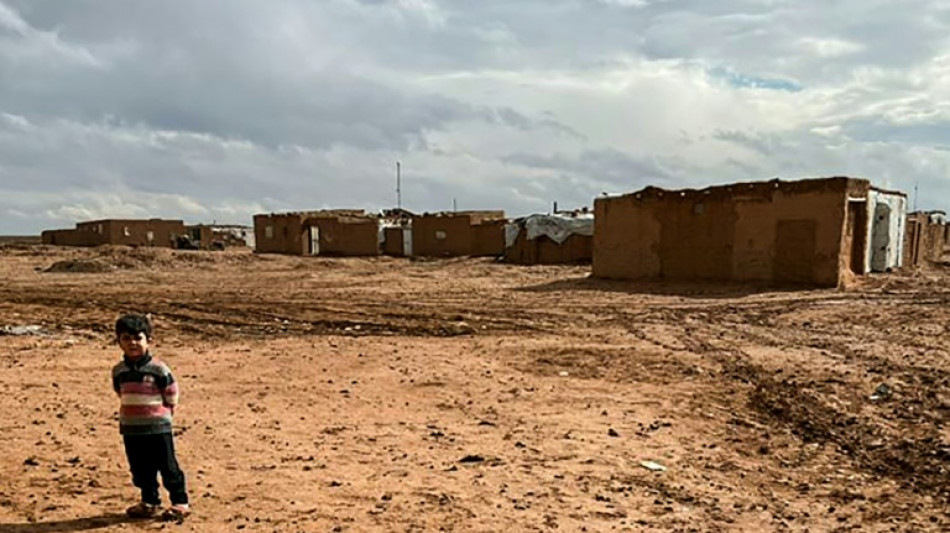 Dans le d&eacute;sert syrien, des milliers de d&eacute;plac&eacute;s oubli&eacute;s