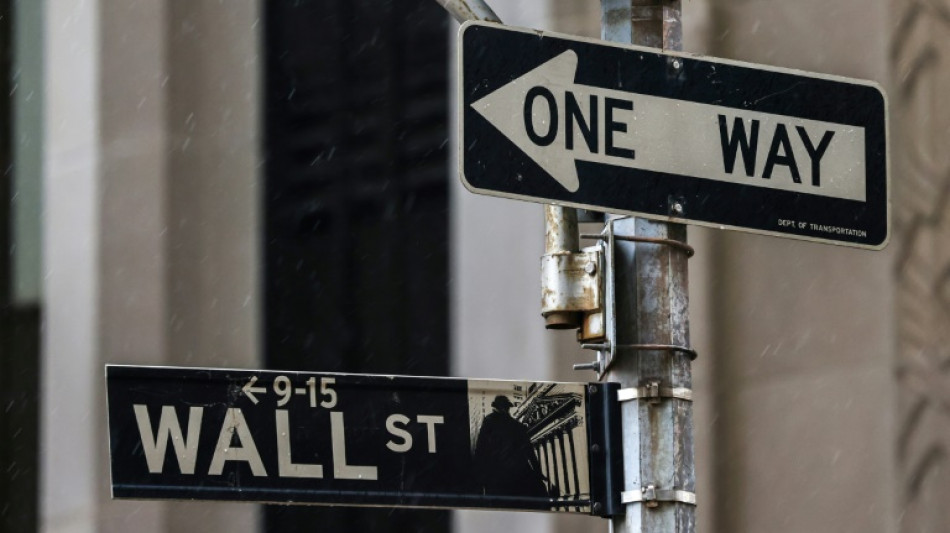 Wall Street stocks rally further on trade deal optimism