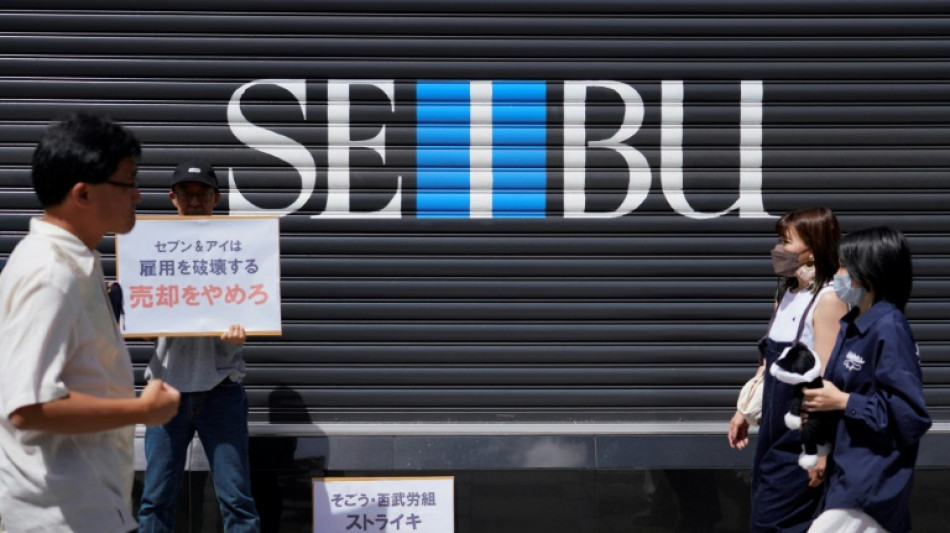 Un grand magasin en gr&egrave;ve &agrave; Tokyo, un cas in&eacute;dit au Japon depuis 60 ans