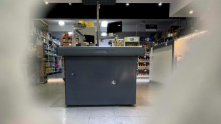 Balean local de familia pol&iacute;tica de Messi en Argentina y dejan mensaje al astro