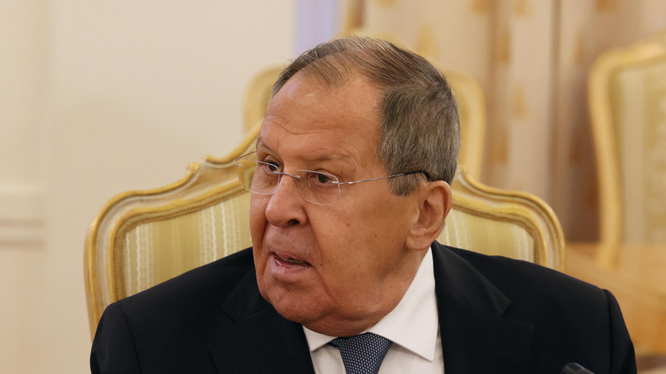 Lavrov, 'solidariet&agrave; con Venezuela contro minacce esterne'
