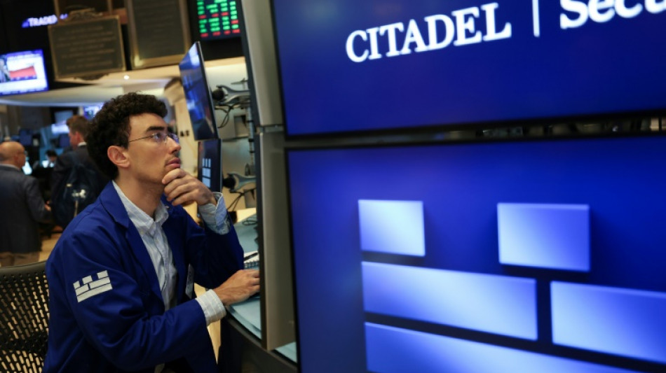 Wall Street ouvre en hausse, record en séance pour le S&P 500