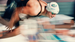 Nadadora Katie Ledecky bate seu próprio recorde dos 800m livre