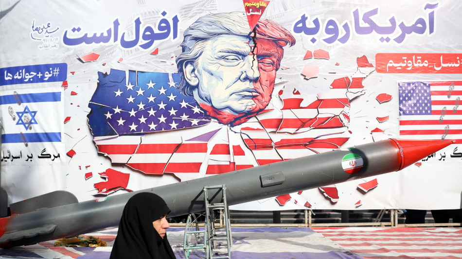 Glu Usa avvertono, 'gli americani lascino immediatamente l'Iran'