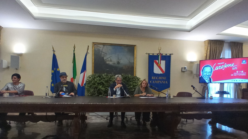 Premio Carosone, l'omaggio ad uno dei più grandi artisti