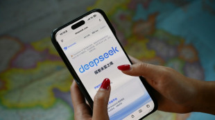 China considera 'infundadas' acusa&ccedil;&otilde;es dos EUA sobre roubo de tecnologia de IA