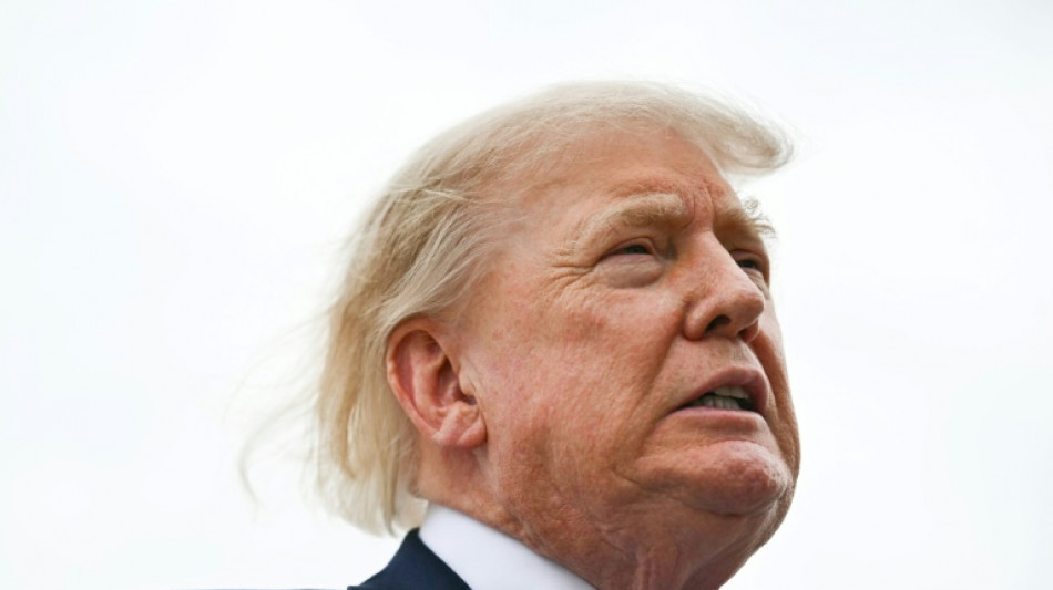Trump dismisses concerns over conditions on US aircraft carrier