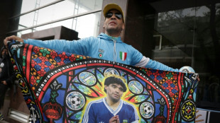 Closing arguments begin in Maradona death trial