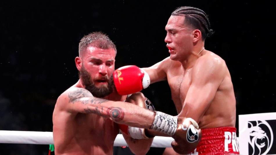 Boxe: Benavidez surclasse Plant et d&eacute;fie Canelo en super-moyens