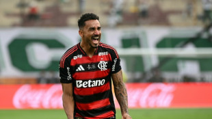 Ap&oacute;s cabe&ccedil;ada na final da Libertadores, Danilo entra para a hist&oacute;ria do Flamengo