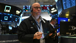 Wall Street ouvre en hausse, la mauvaise surprise de la Fed dig&eacute;r&eacute;e
