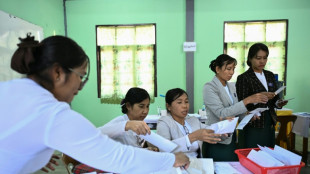 Junta-nahe Partei sieht sich als Sieger von erster Wahl-Phase in Myanmar