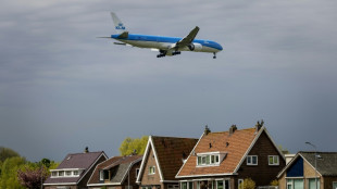 Den Haag legt  geplante Reduzierung von Fl&uuml;gen in Amsterdam-Schiphol auf Eis