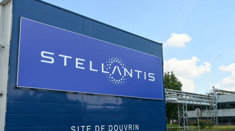 Stellantis s'&eacute;lectrifie d'ici 2030 et vise une rentabilit&eacute; record
