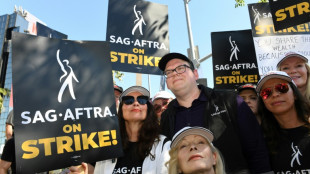 Sur les trottoirs d'Hollywood, les acteurs d&eacute;versent leur col&egrave;re contre les studios