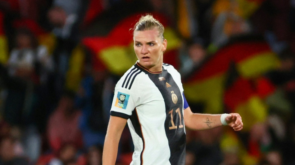 Nach WM-Aus: Popp l&auml;sst DFB-Zukunft offen