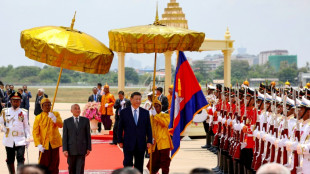 Xi Jinping au Cambodge pour resserrer les liens face à Trump