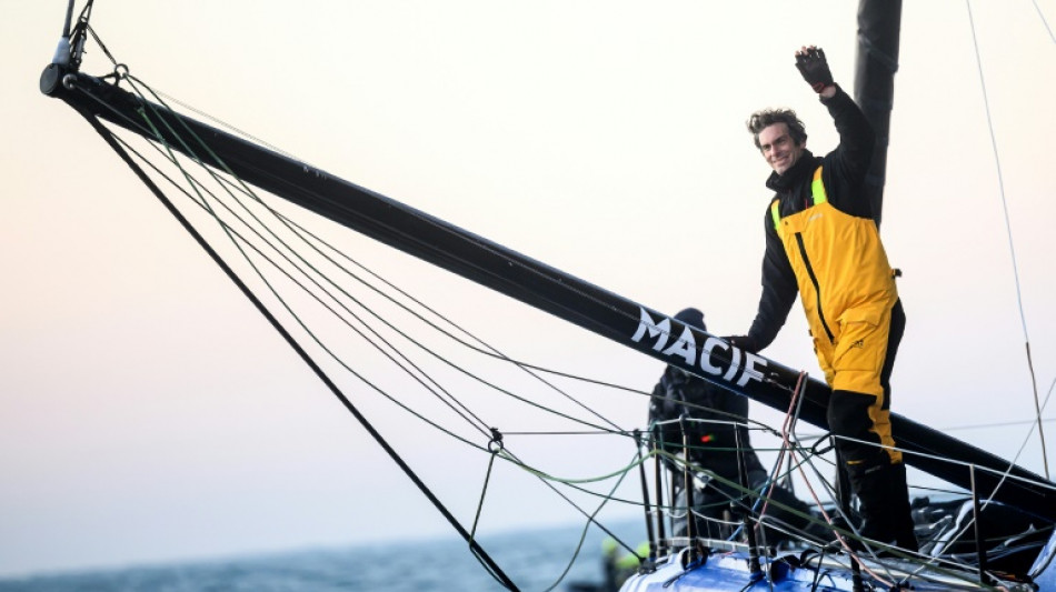 A dupla fa&ccedil;anha de vencer a Vend&eacute;e Globe lutando contra um c&acirc;ncer