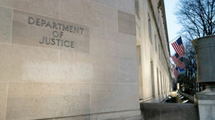 Departamento de Justiça demite funcionários envolvidos em casos contra Trump