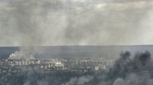 Ukraine: Zelensky promet une "d&eacute;fense h&eacute;ro&iuml;que" dans les combats intenses de Severodonetsk