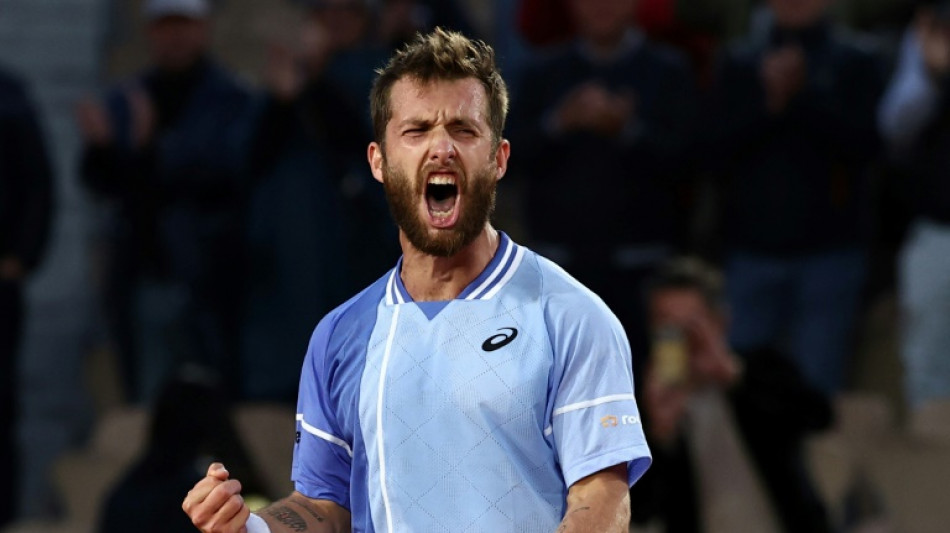 Roland-Garros: malgr&eacute; un trou d'air, Moutet se qualifie pour le 3e tour