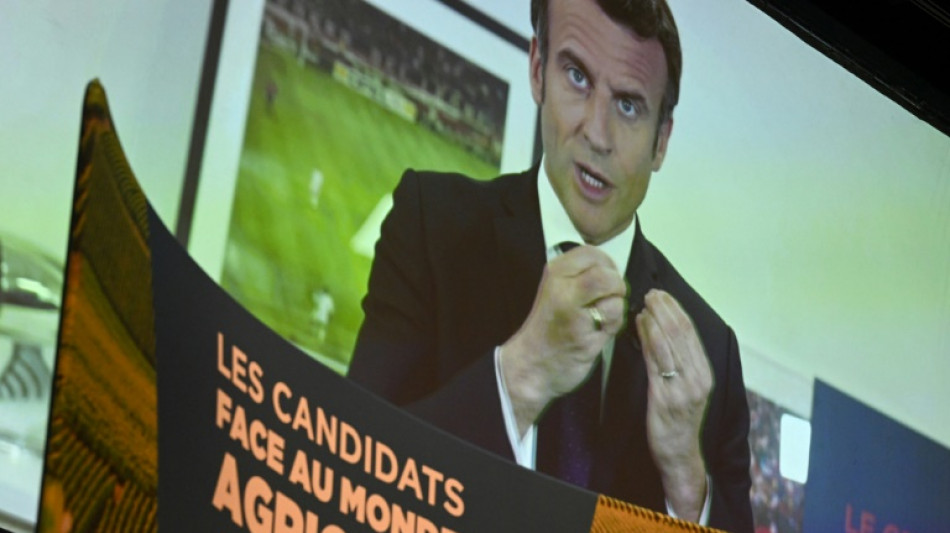 Pr&eacute;sidentielle: les agriculteurs tr&egrave;s convoit&eacute;s, pol&eacute;mique sur McKinsey