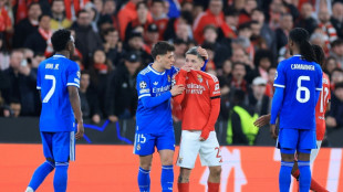 La UEFA suspende a Prestianni seis partidos por comportamiento "discriminatorio"