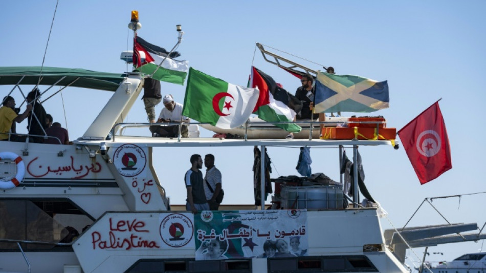 La flotilla para Gaza continúa su rumbo pese a "maniobras de intimidación" israelíes